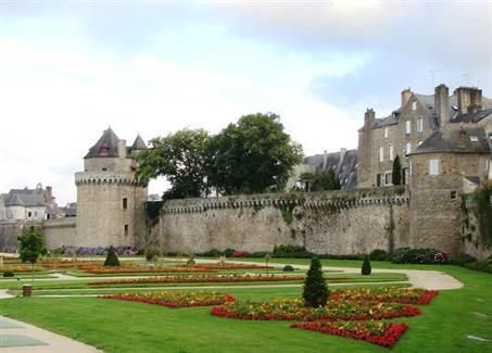 Vannes, ville fleurie en bord de mer