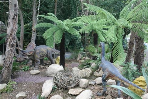 Parc animalier avec dinosaures 56