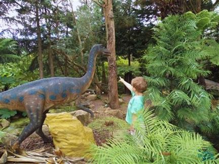 Parc animalier et attraction dinosaure Morbihan