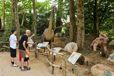 Site paléontologique Parc dinosaures Bretagne